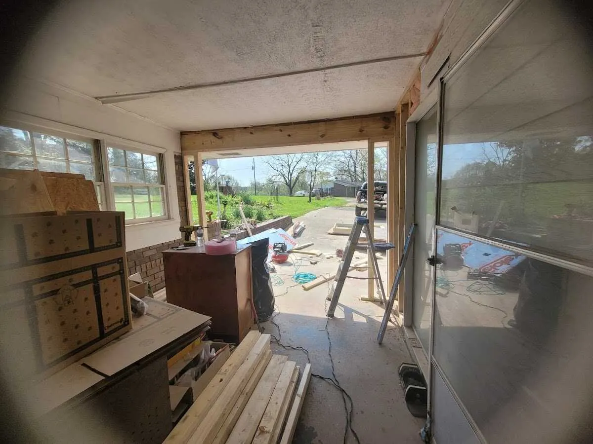 Air movers and dehumidifier for Drying & Dehumidification in Everett